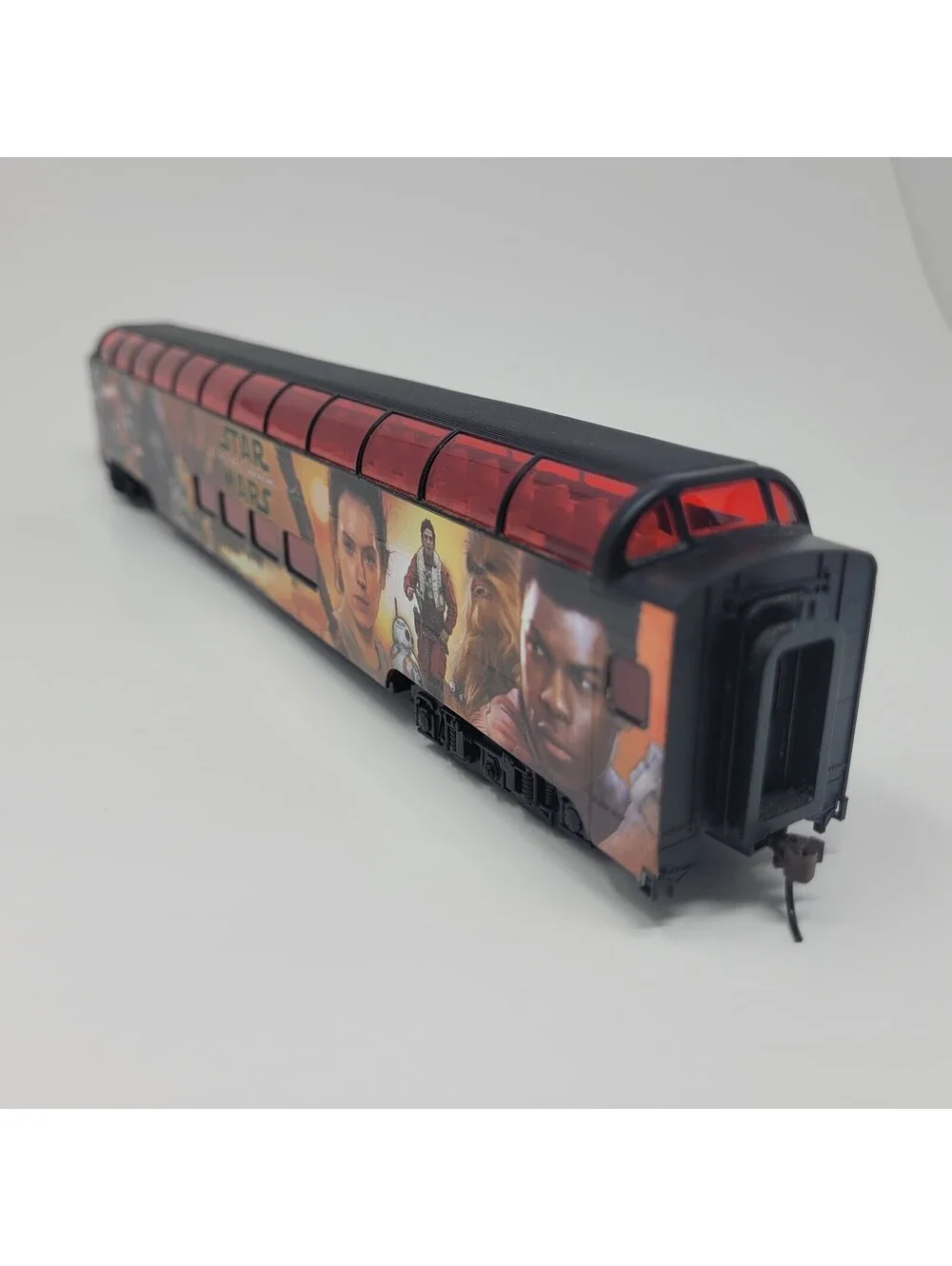 Hawthorne Village Star Wars The Force Awakens Vista Dome Passenger Train Car HO